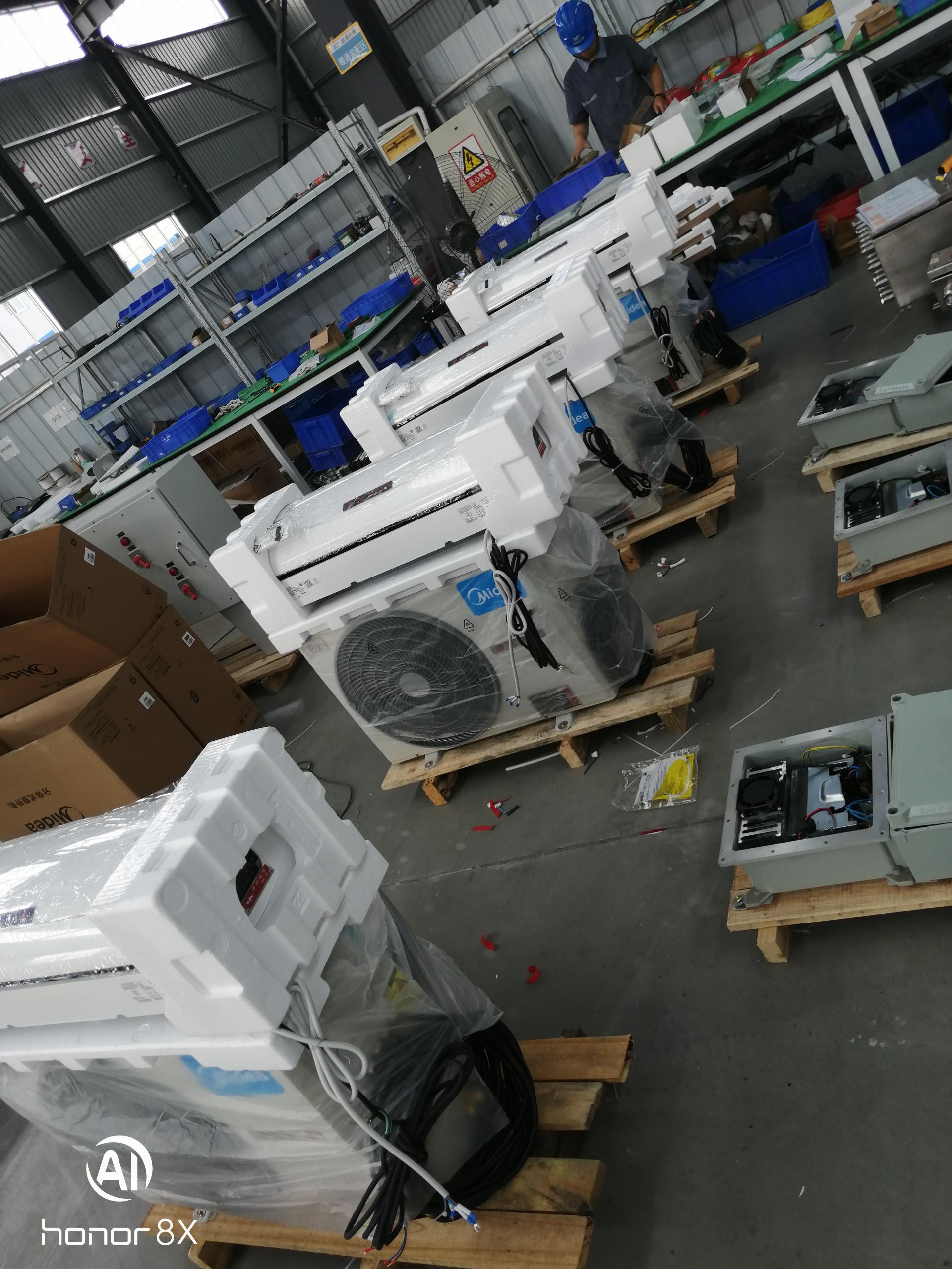 安徽一批美的防爆空調打包發貨